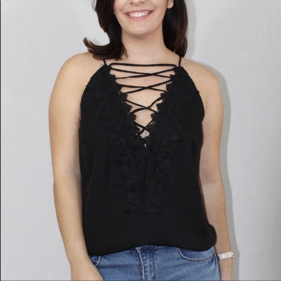 Black Lace Up Cami - Picture 2 of 4